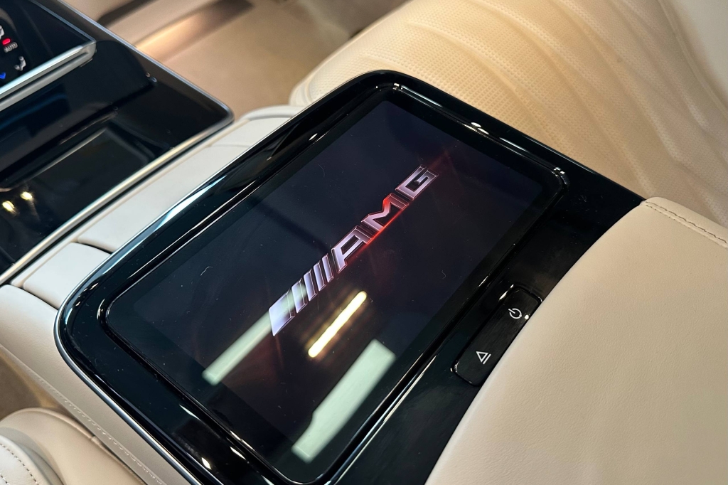 Mercedes-Benz S-Class S63e Perfomance 2023 photo 22