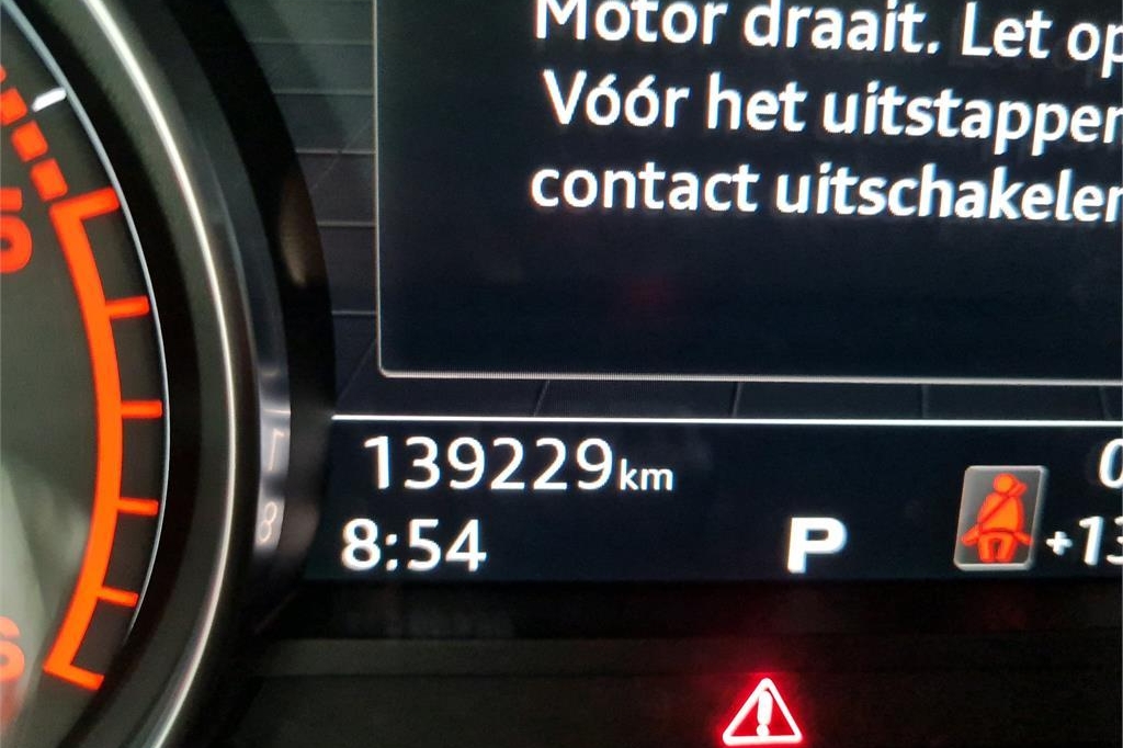 Audi A4 Avant 2017 photo 6