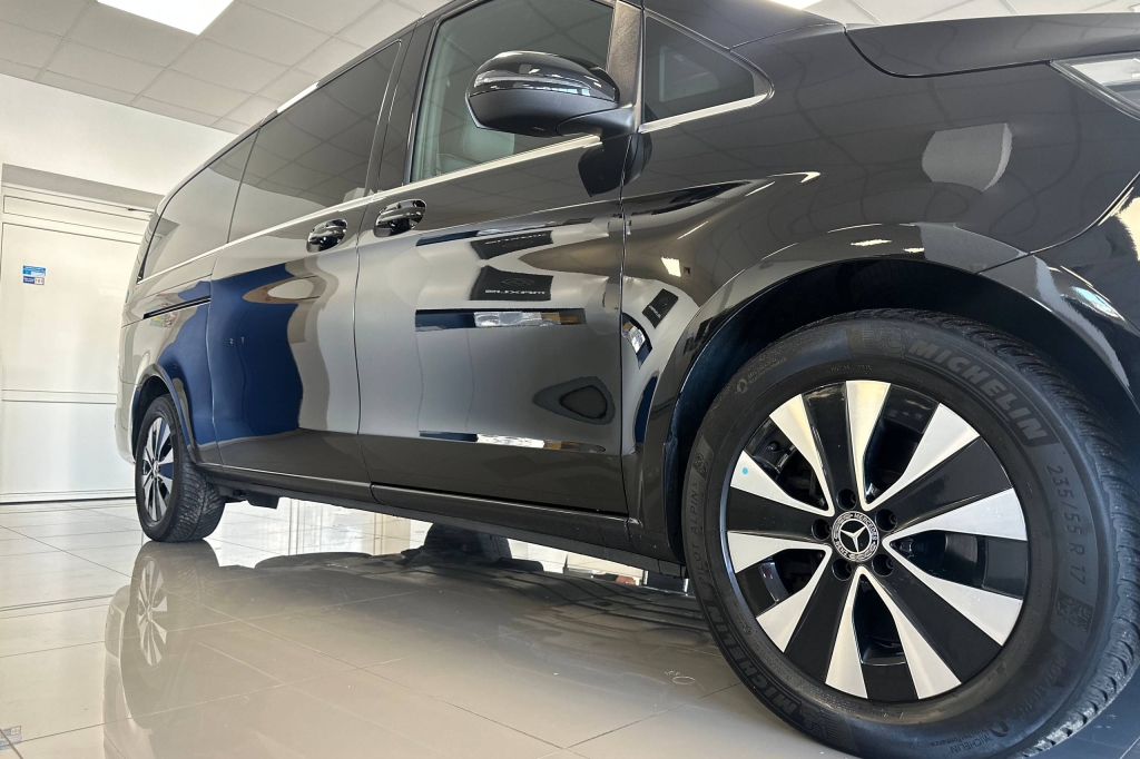 Mercedes-Benz V-Class 300d Extra Long 2023 фото 7