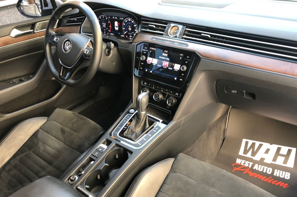 Volkswagen Passat B8 2018 photo 16