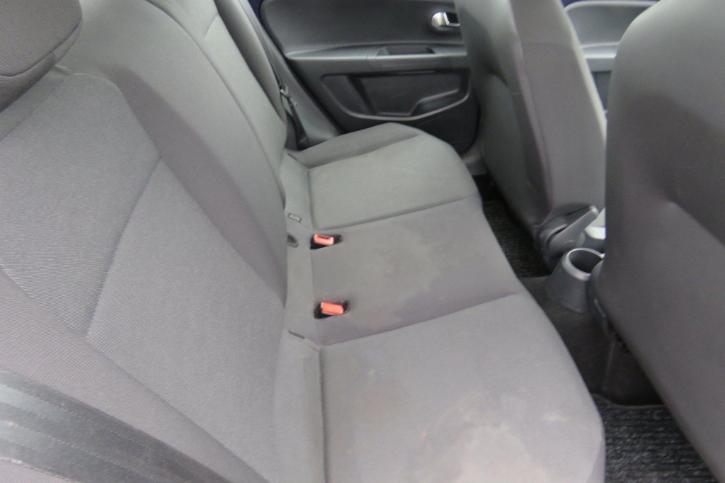 Volkswagen Up 2017 photo 5