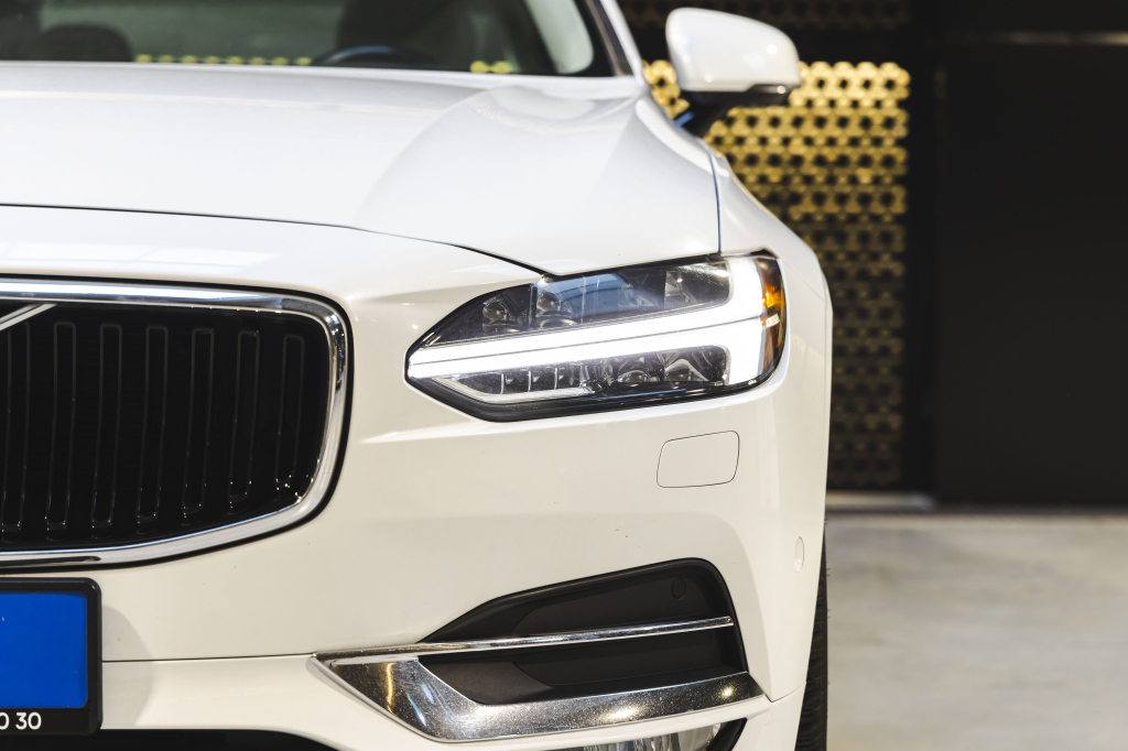 Volvo S90 2018 фото 5