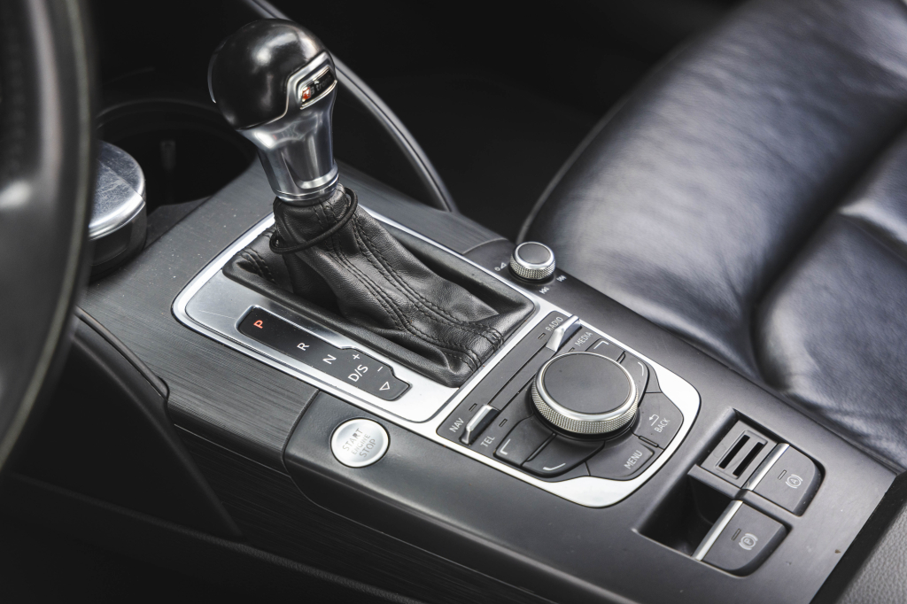 Audi A3 2015 photo 23