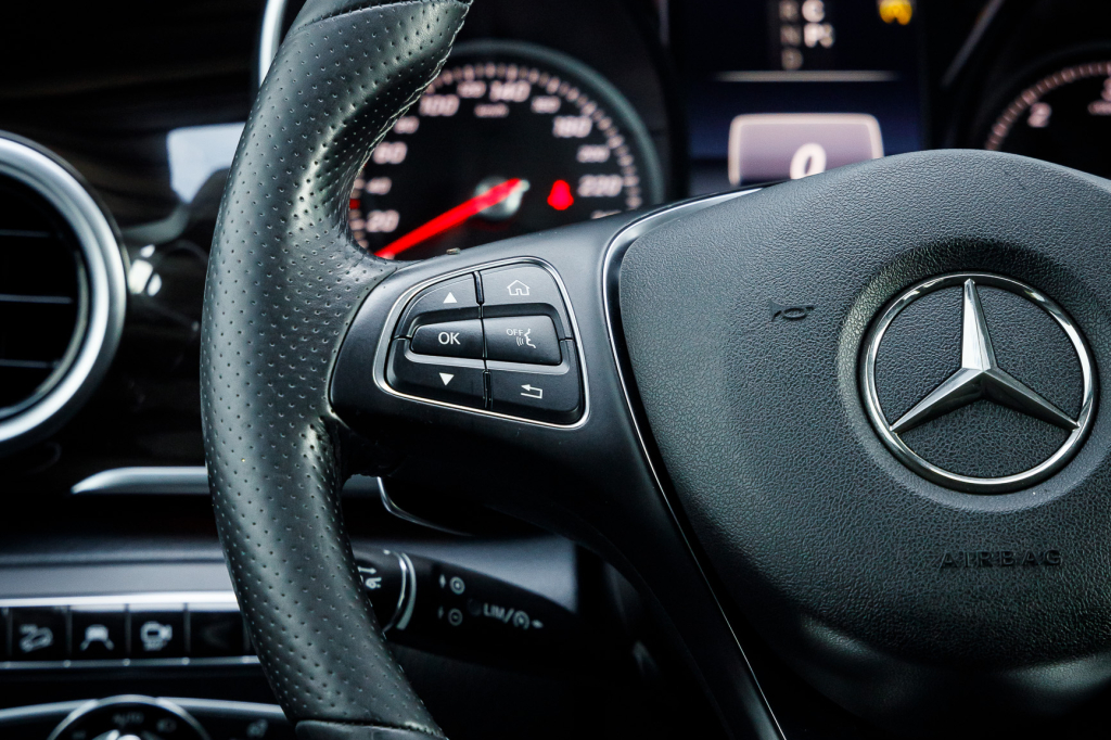 Mercedes-Benz V 250 4Matic  2015 photo 25