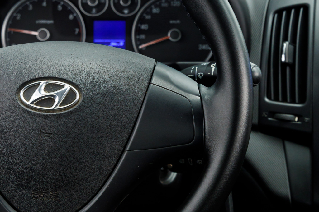 Hyundai i30 CW 2009 photo 18