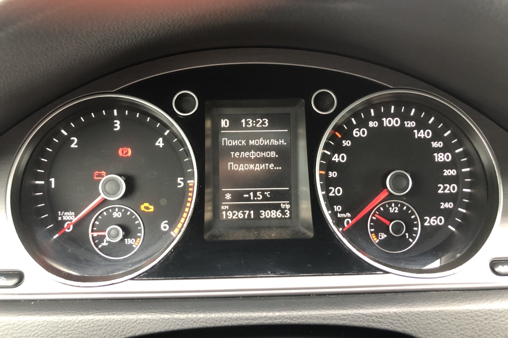 Volkswagen Passat B7 Panorama 2012 фото 10