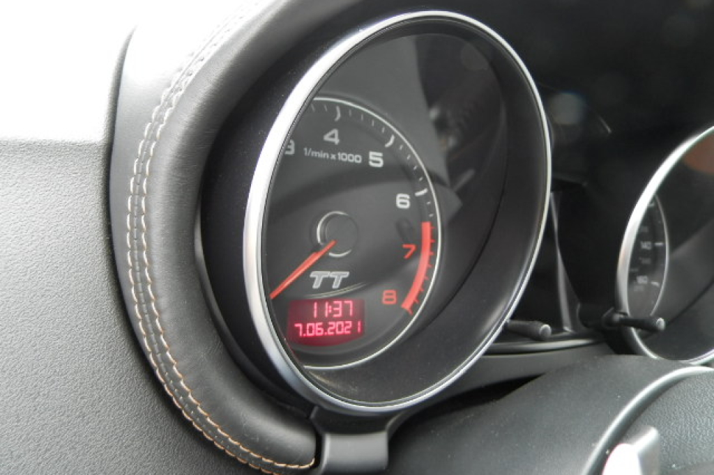 Audi TT 2007 фото 20