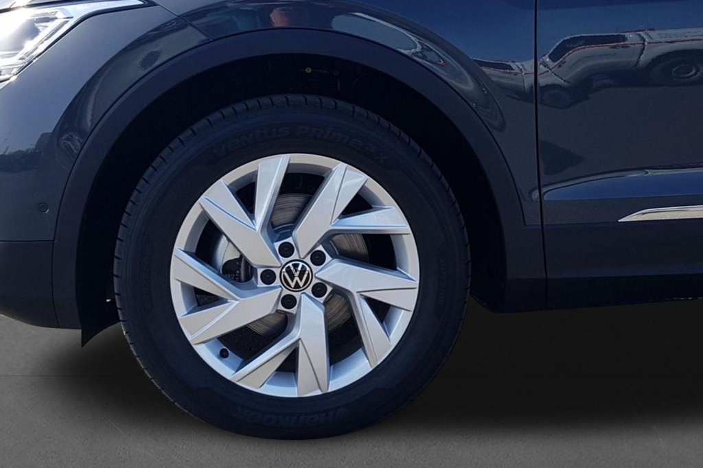 Volkswagen Tiguan 2021 фото 1