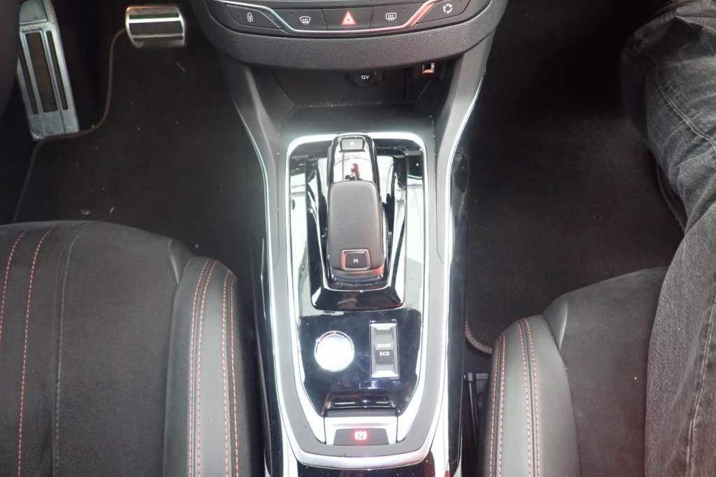 Peugeot 308 GT 2019 фото 4