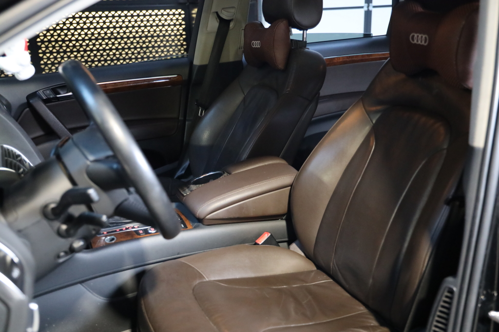 Audi Q7 2015 фото 42