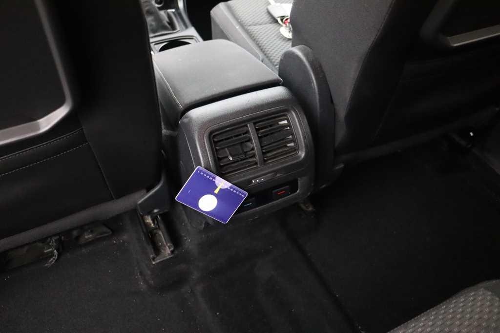 Volkswagen Touran 2019 фото 17