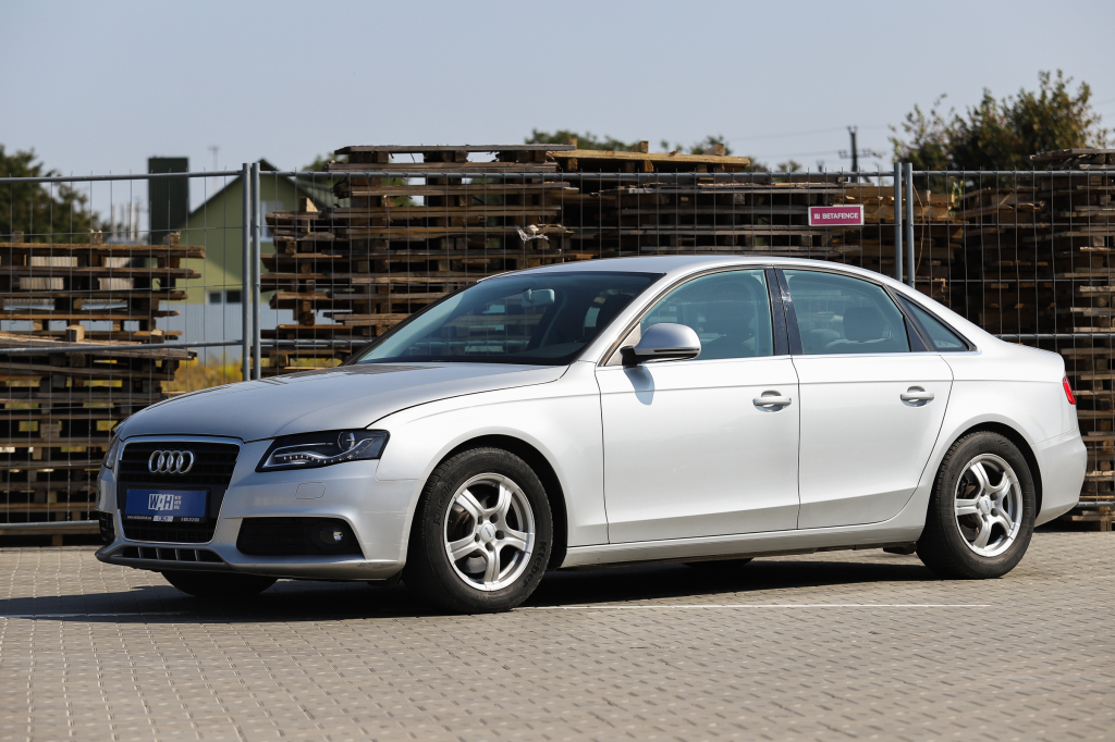 Audi A4 2008 фото 4