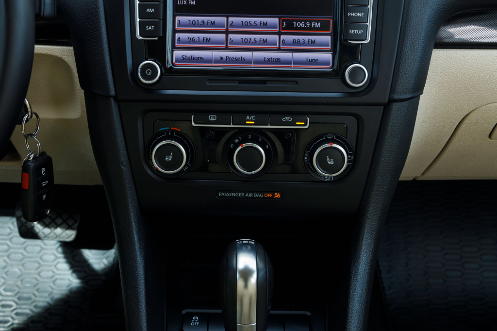 Volkswagen Jetta 2014 фото 21