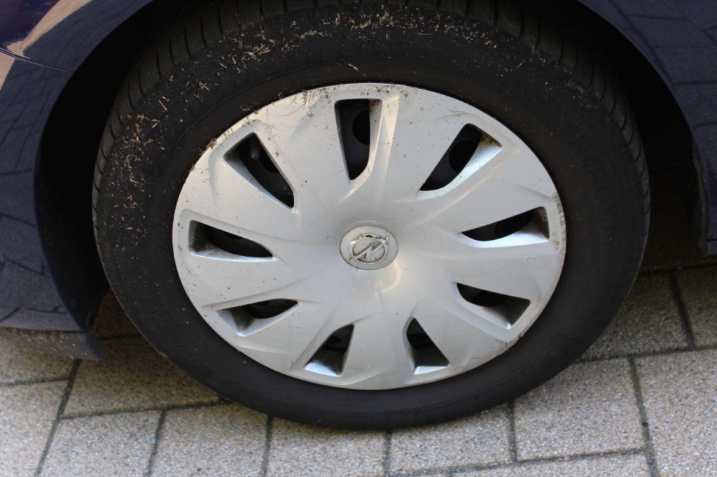 Opel Astra Sports Tourer 2017 фото 31