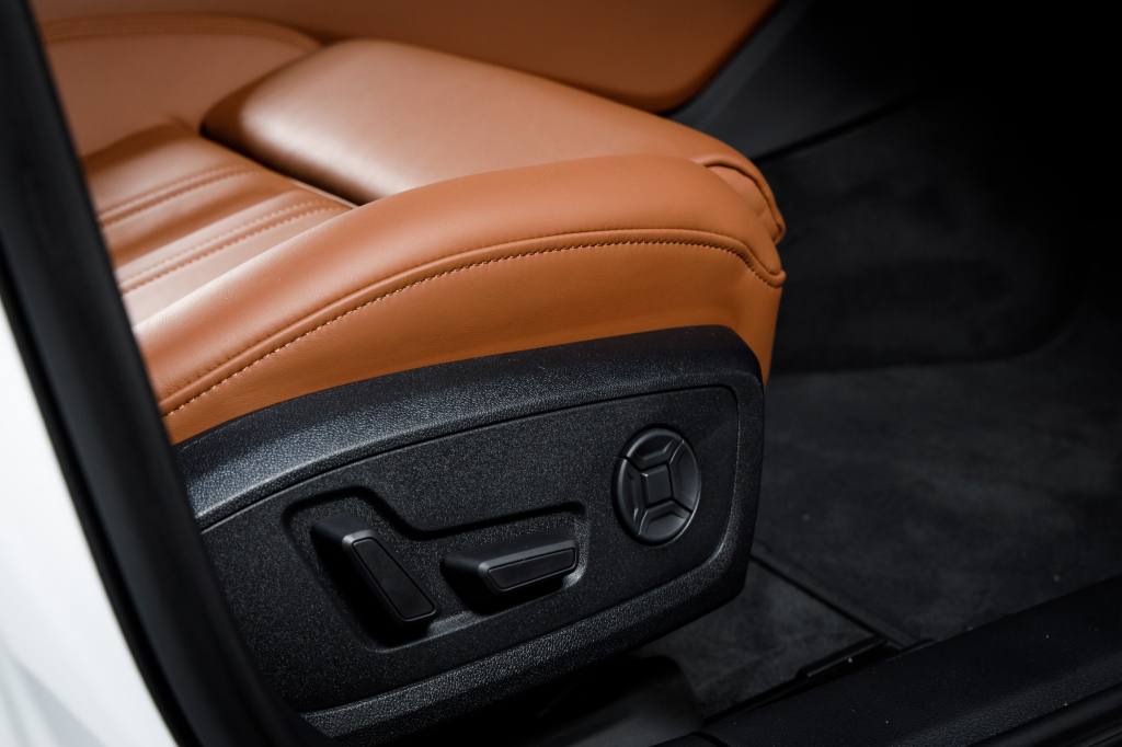 Audi A6 2019 фото 19