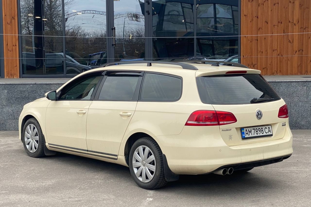 Volkswagen Passat 2014 photo 3