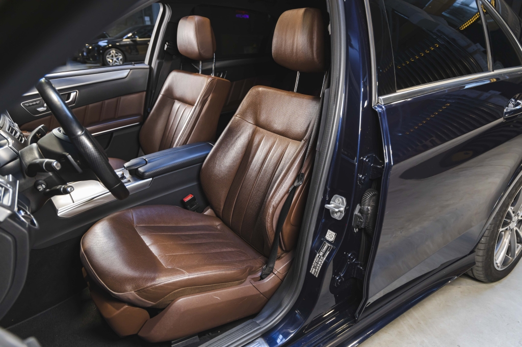 Mercedes-Benz E-Class E350 2014 photo 16