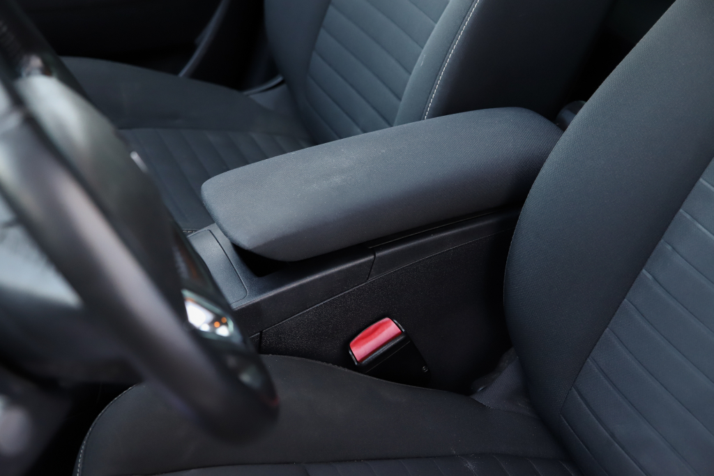 Renault Scenic 2015 фото 16