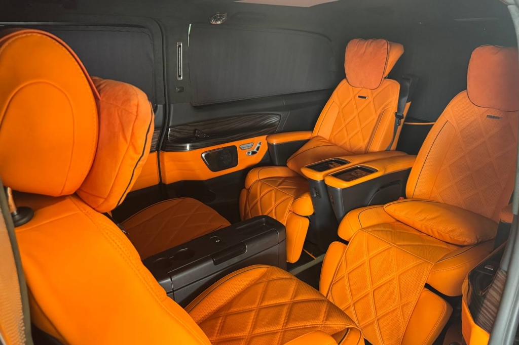 Mercedes-Benz V-Class 2023 photo 5