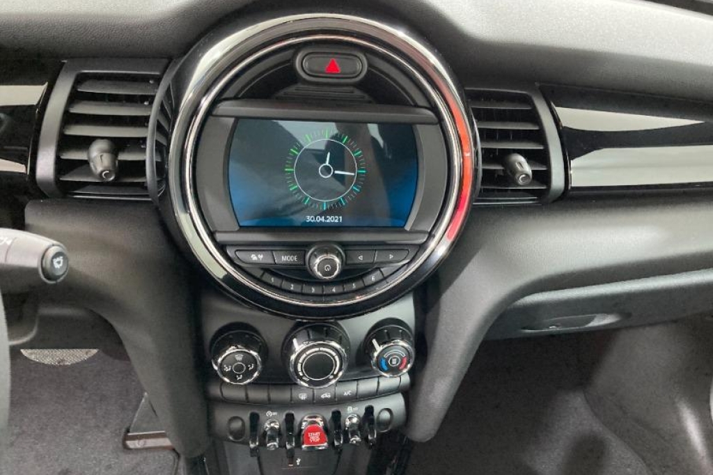 MINI Cooper Cabrio 2020 photo 2