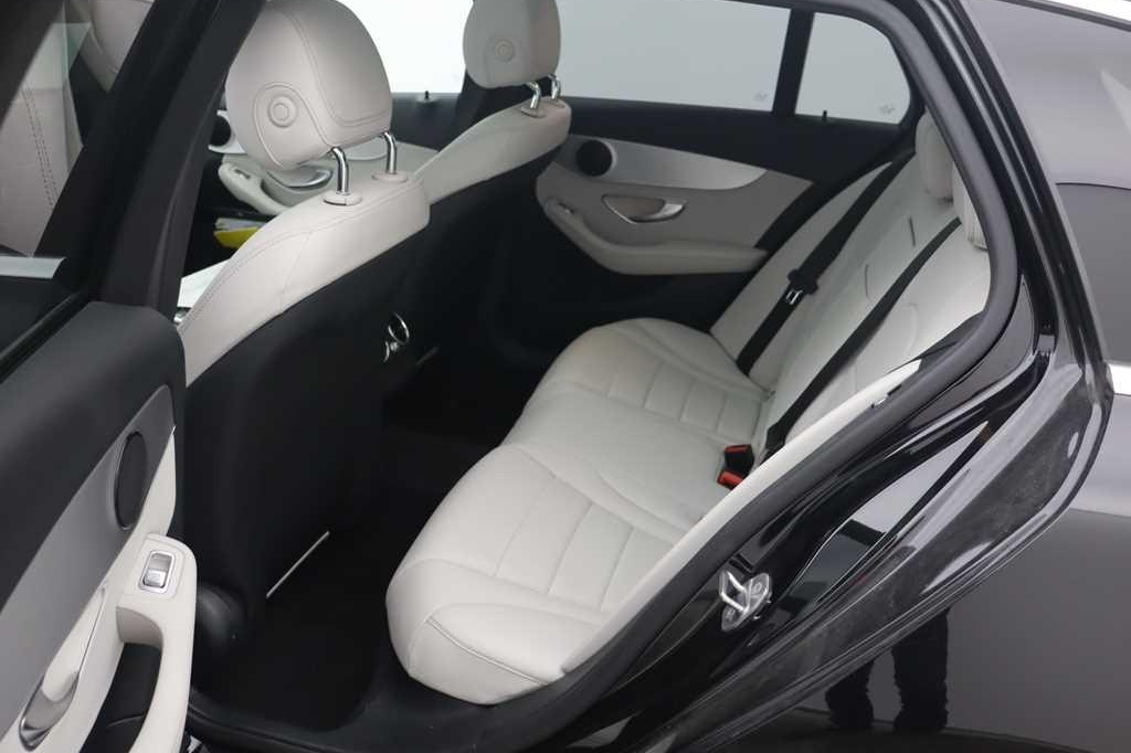 Mercedes-Benz C-Klasse 2017 photo 2