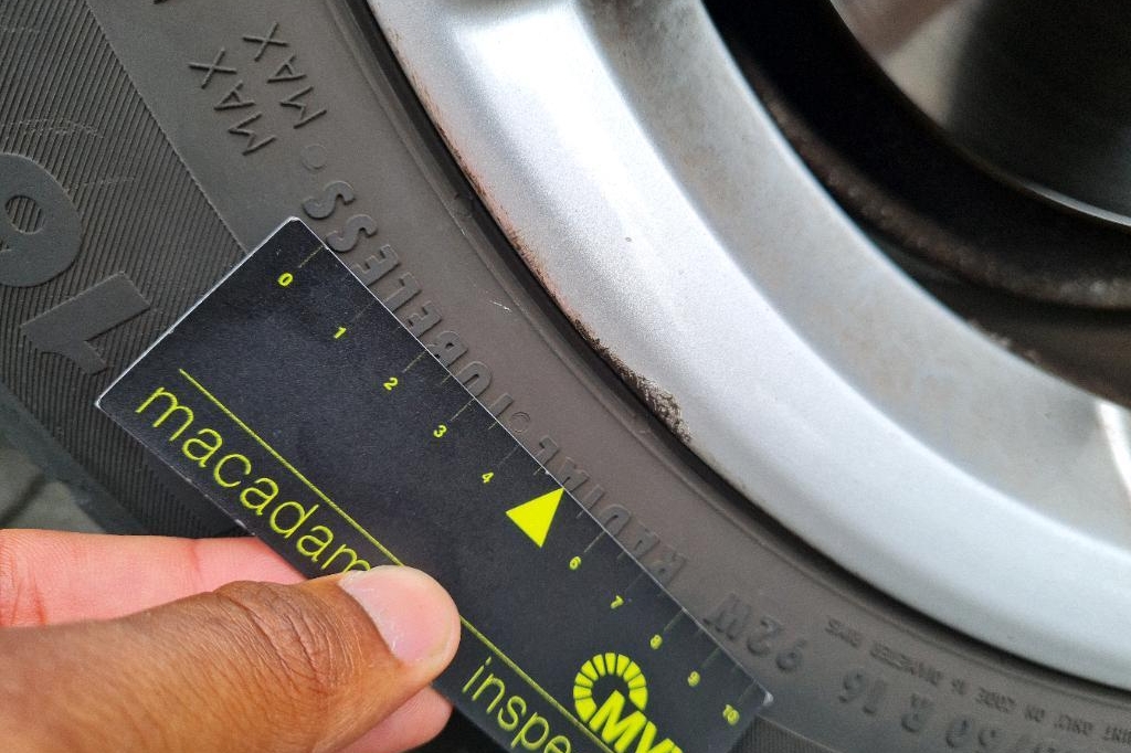 Audi A4 2017 фото 20