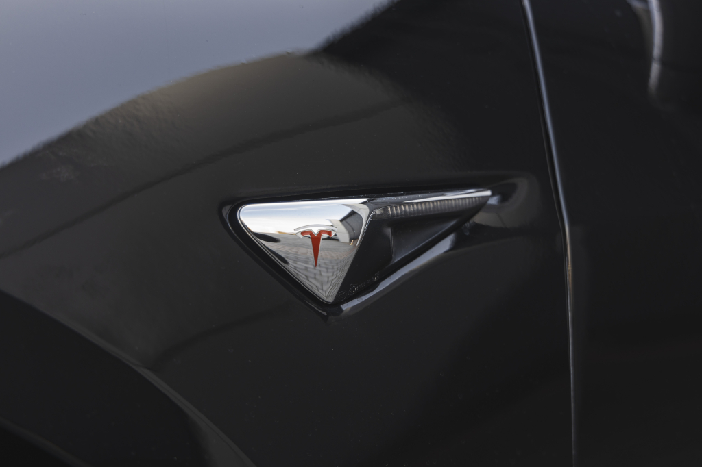 Tesla Model 3 2018 фото 16