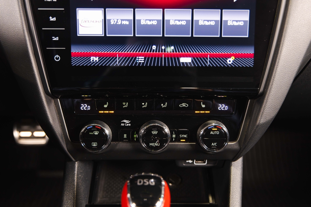 Skoda Octavia 2018 photo 27