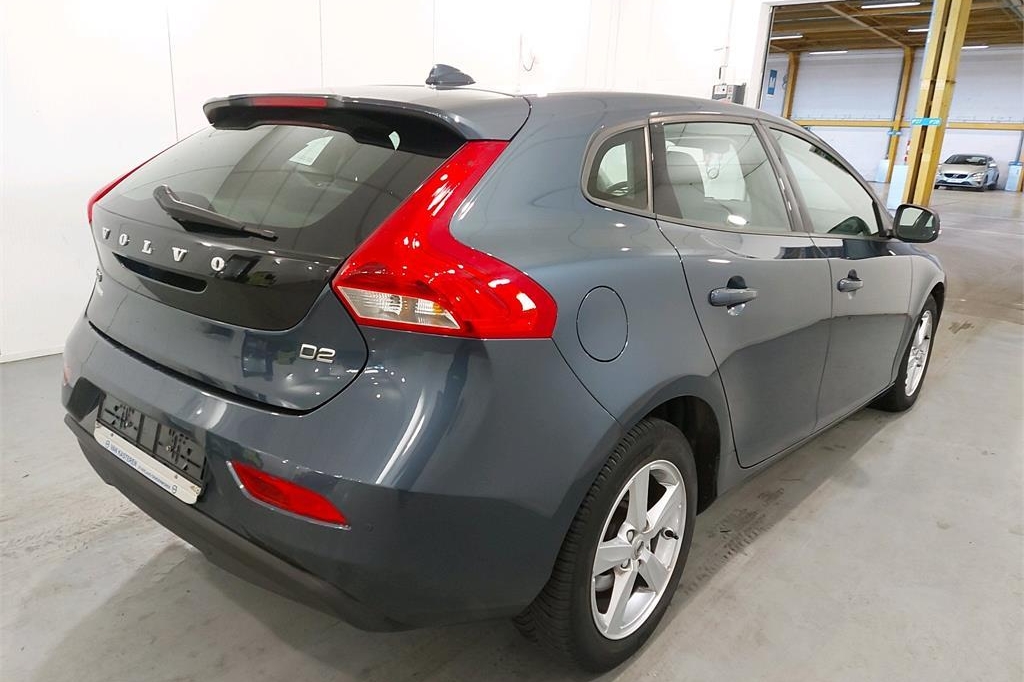 Volvo V40 2018 photo 8