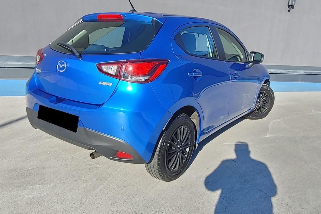 Mazda 2 2015 фото 1