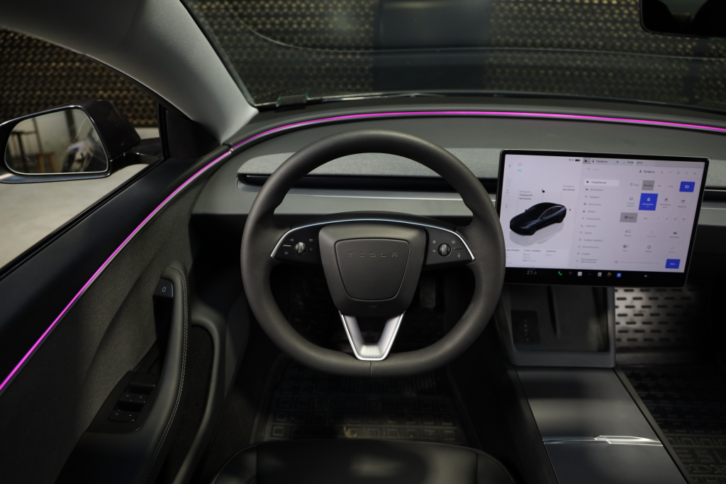 Tesla Model 3 2025 photo 23