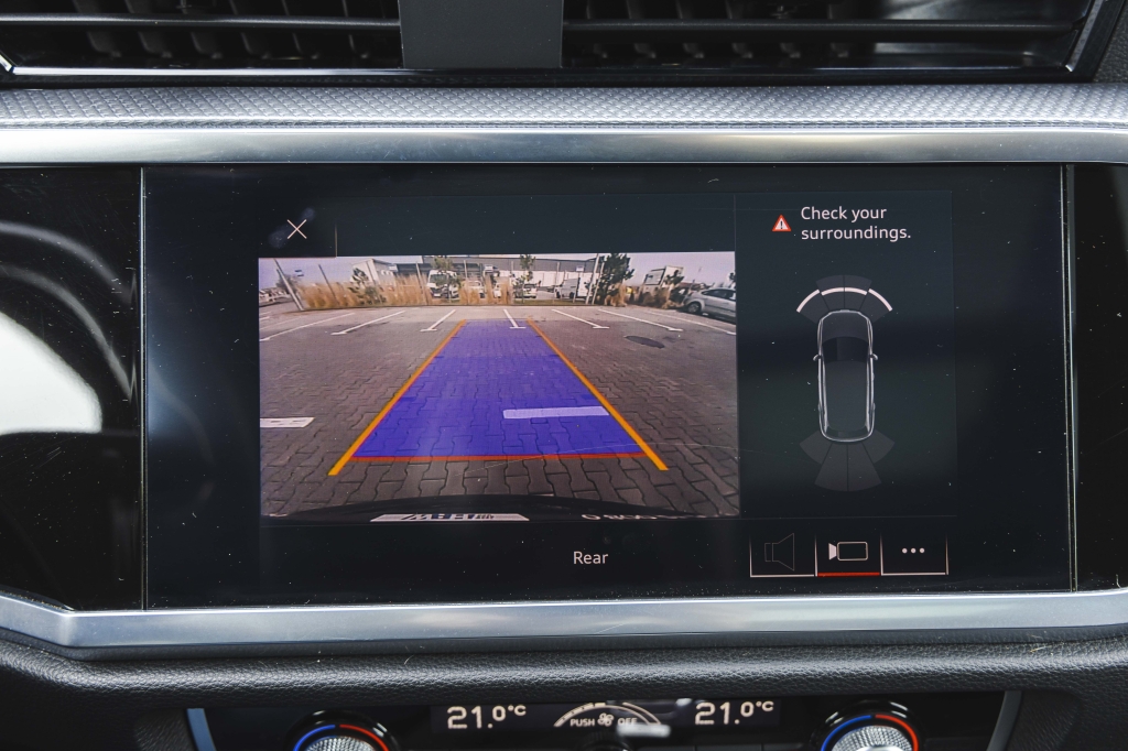 Audi Q3 S-Line 2020 photo 27