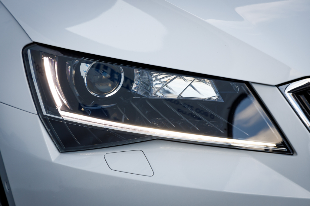 Skoda Superb Laurin & Klement 4x4 2015 фото 2