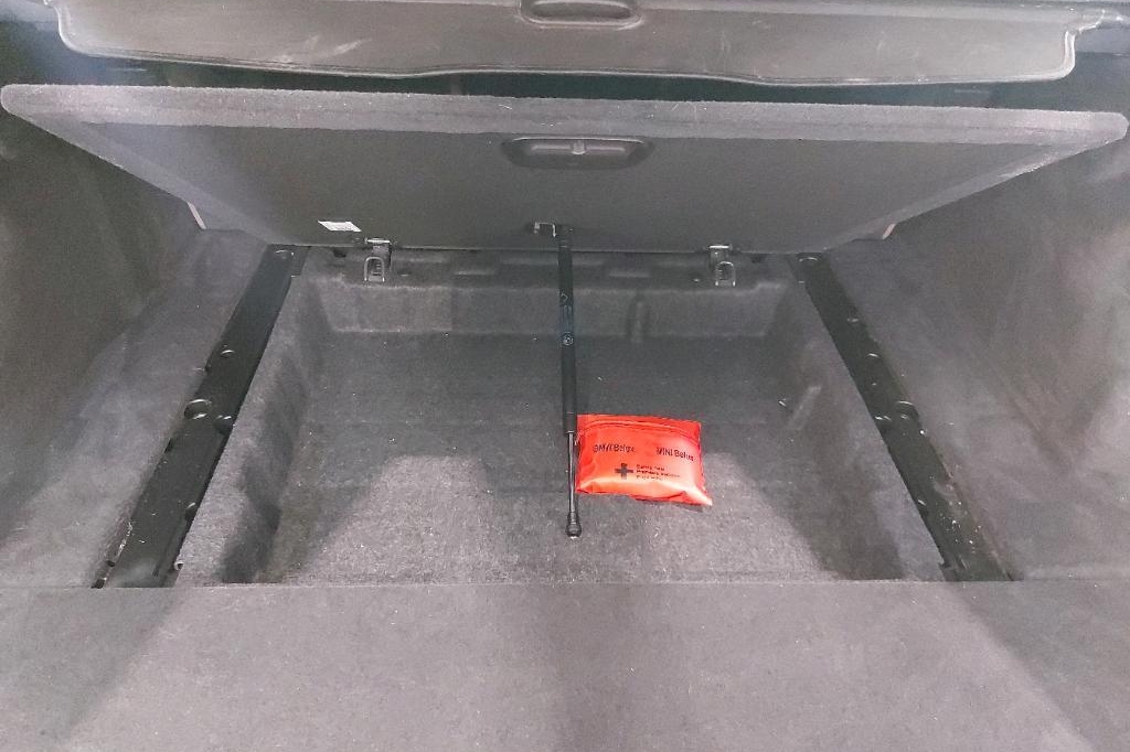 BMW 5er Touring 2018 фото 21