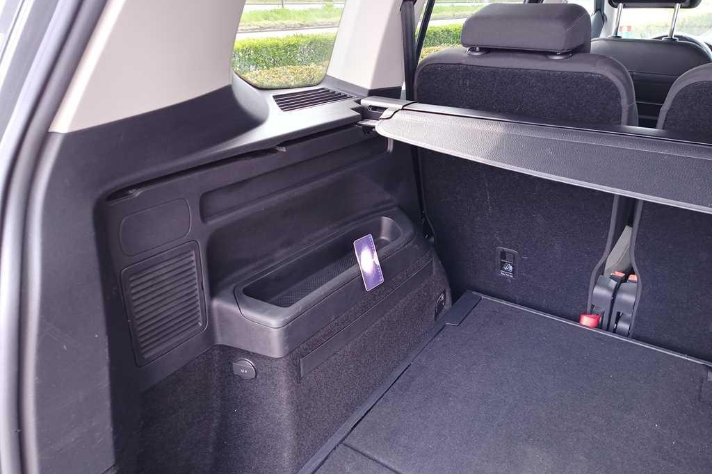 Volkswagen Touran 2017 фото 77