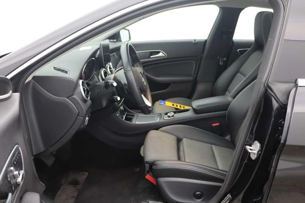 Mercedes-Benz CLA-Klasse 2017 photo 5