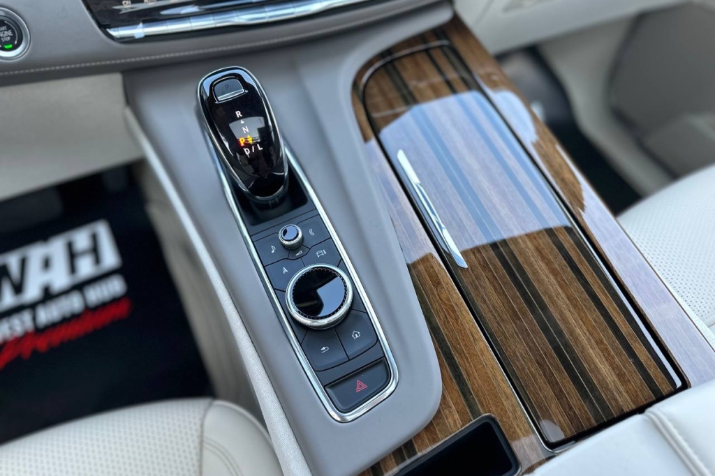 Cadillac Escalade PLATINUM 4WD 2022 фото 25