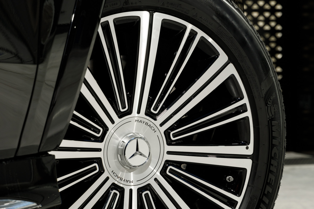 Mercedes-Benz Maybach GLS 600 2022 фото 69