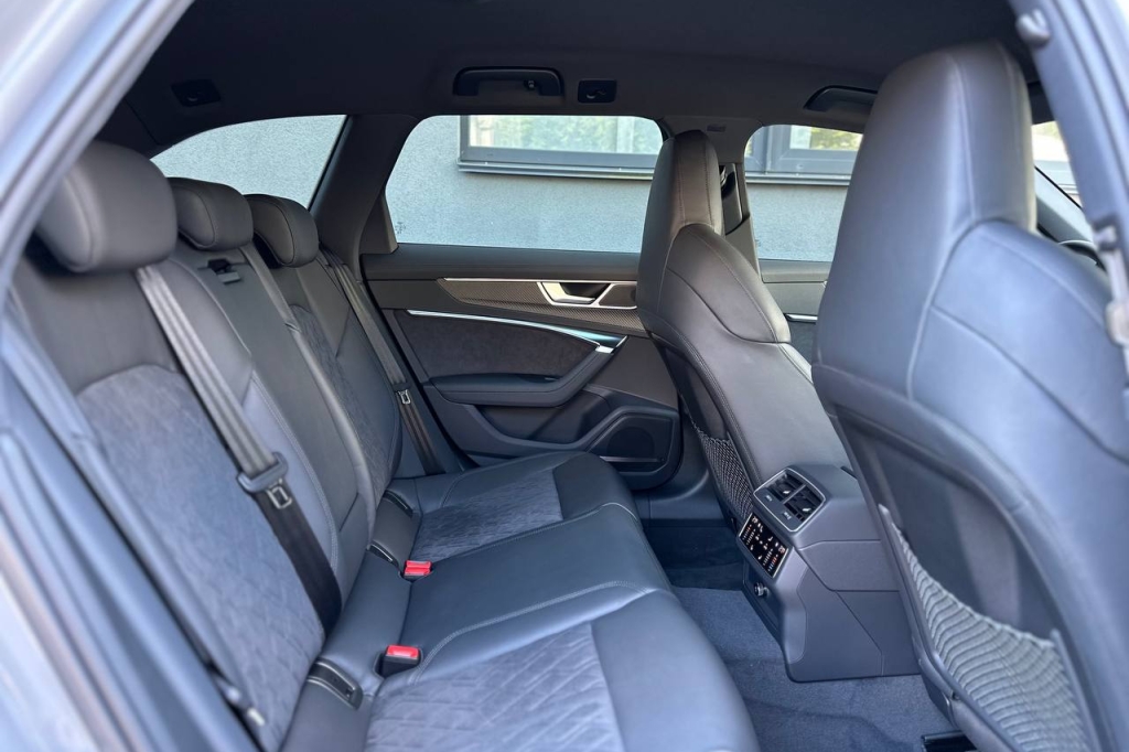 Audi RS6 Performance 2023 фото 15