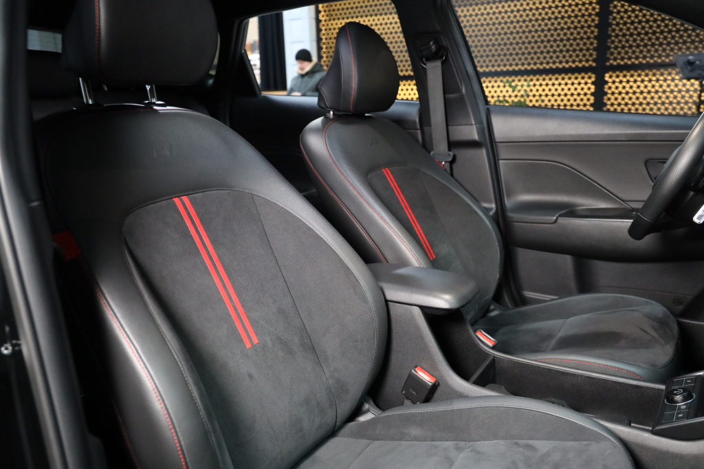 Hyundai Kona 2024 фото 26