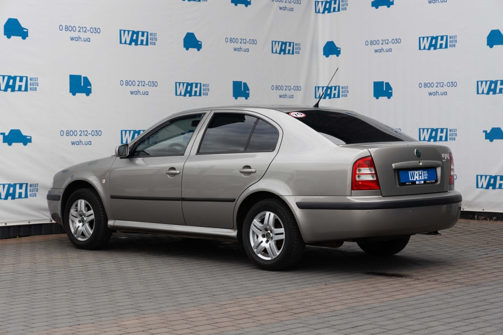 Skoda Octavia 2006 photo 9