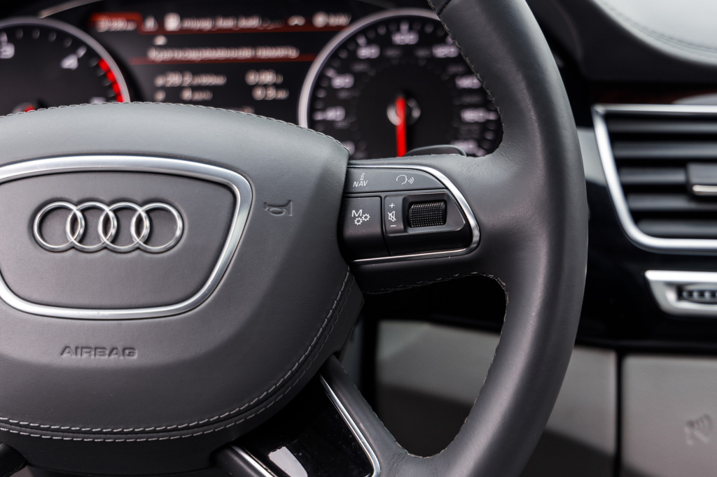 Audi A8 2014 фото 58