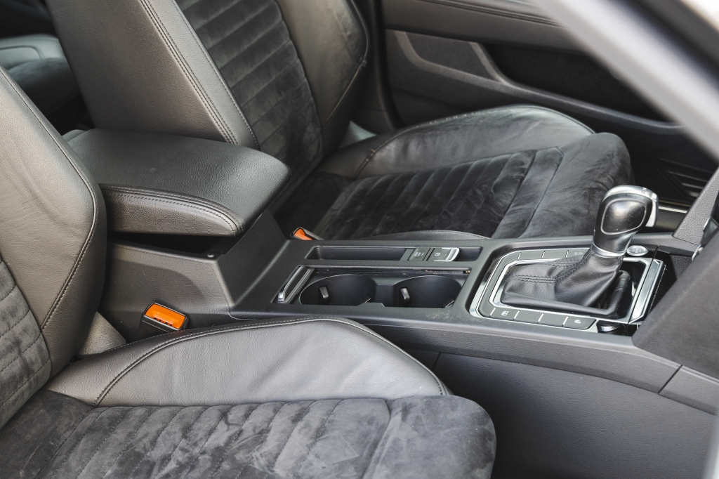 Volkswagen Passat R-Line 4Motion 2018 фото 28