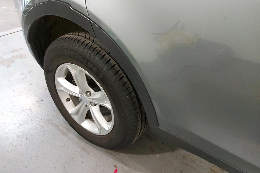 Land Rover Discovery Sport 2016 фото 16