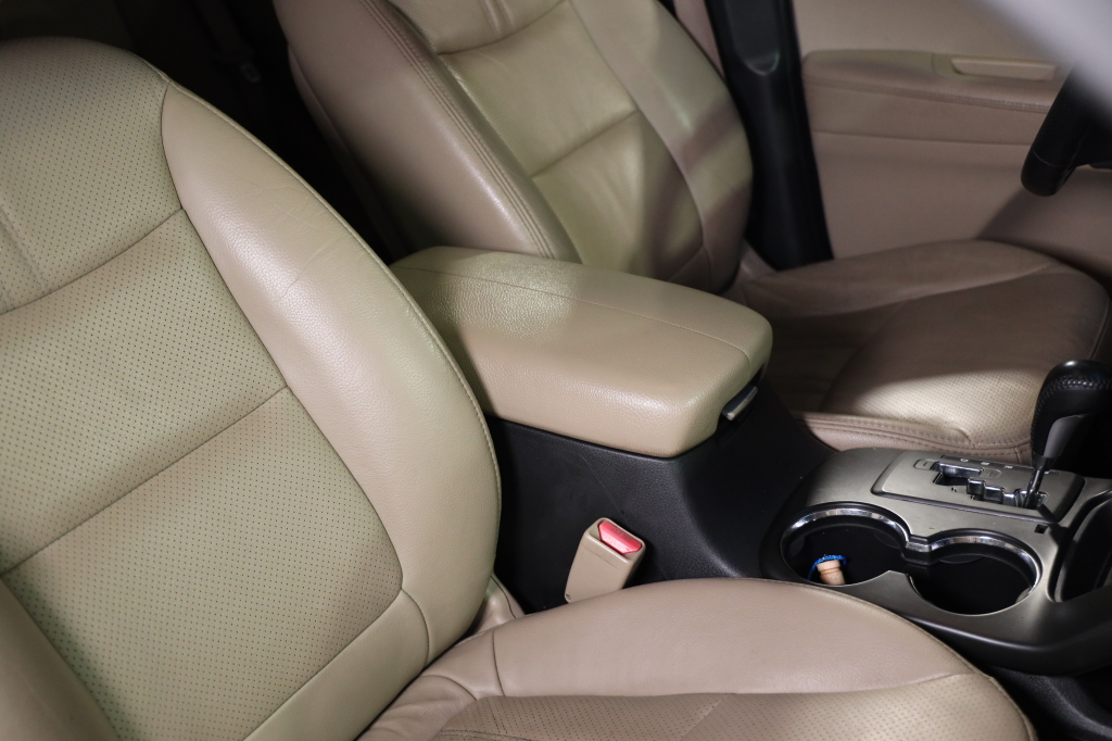 Kia Sorento 2012 photo 11