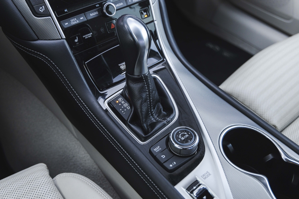 Infiniti Q50 2017 фото 26