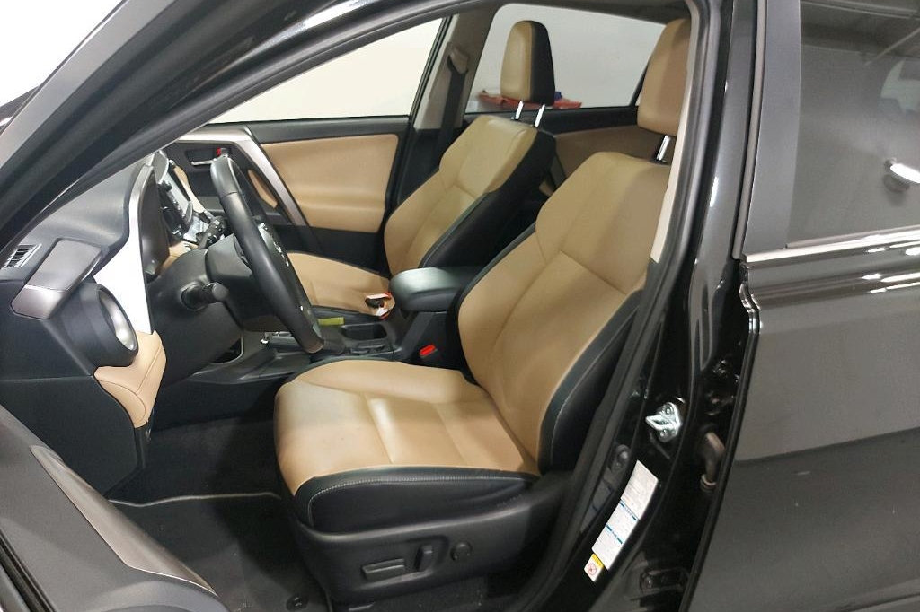 Toyota RAV4 2019 photo 16