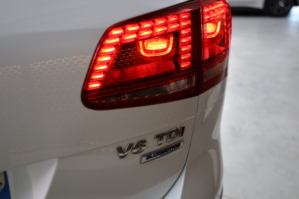 Volkswagen Touareg 2016 photo 22