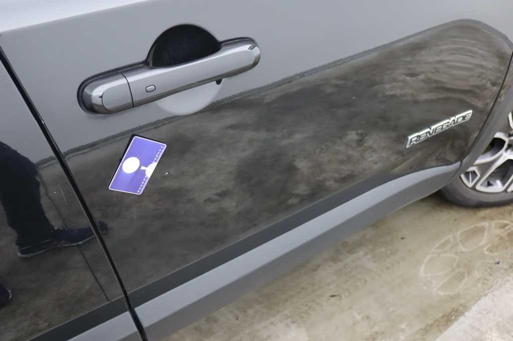 Jeep Renegade 2016 photo 19