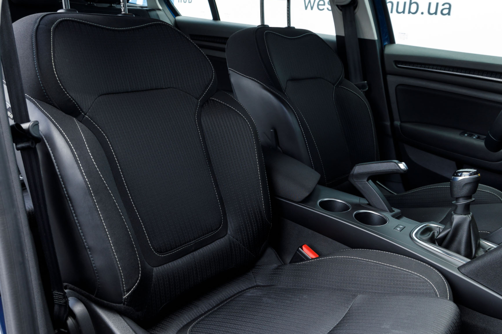 Renault Megane 2016 фото 25